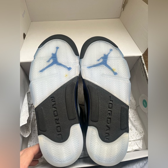 Jordan 5 - Picture 3 of 16